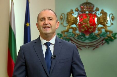 Радев: Северна Македонија во ЕУ не може да се случи без претходно да се гарантираат правата на Бугарите