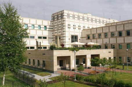 Американска амбасада во Софија: САД ги поддржуваат напорите помеѓу Македонија и Бугарија