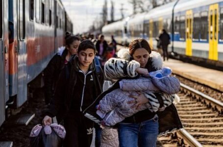 Украина договорила хуманитарен коридор со Русија за излез од Мариупол