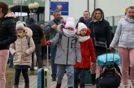 Над еден милион и 300 илјади луѓе од Украина досега пребегале во Полска
