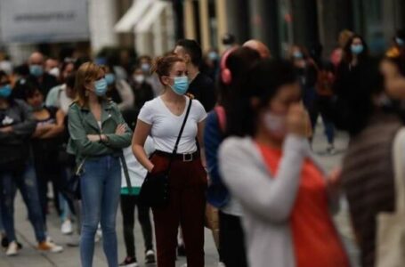 Шпанија од денеска го третира коронавирусот како обичен грип