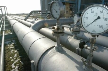 Газпром ја прекина испораката на гас за Летонија
