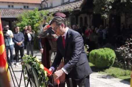 Претседателот Стево Пендаровски положи цвеќе по повод 119-годишнината од смртта на Гоце Делчев