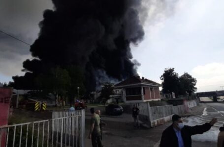 Нема повредени во пожарот во Тетово, но полицијата со апел до граѓаните