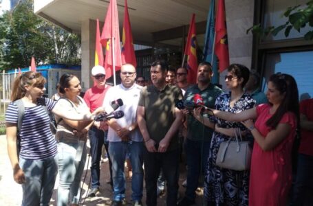 ССМ протестираше пред МИОА за зголемување на платите за 2.806 денари