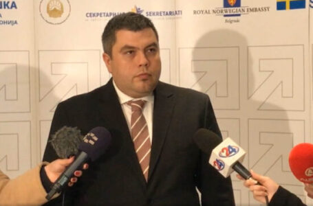 Маричиќ: Не сме далеку од 80 пратеници за уставните измени
