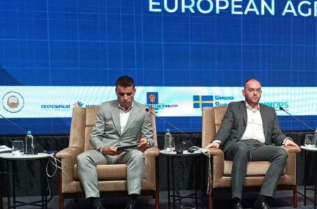 Николовски: Да не губиме време на блокади и кочници, туку да направиме се за да станеме членка на ЕУ во 2030-та