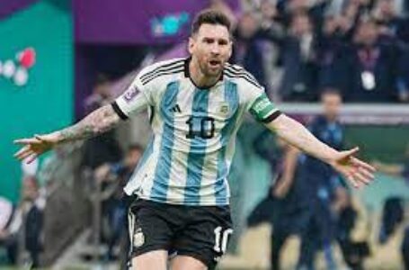 Лионел Меси ќе продолжи да игра за Аргентина