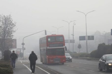 Скопје утрово најзагаден град во Европа, додека граѓаните се гушат, партиите со препукувања кој е виновен