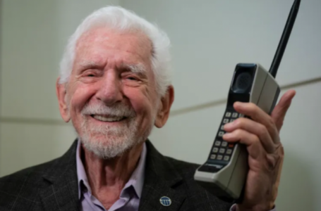 Пронаоѓачот на мобилниот телефон Мартин Купер доби награда за животно дело