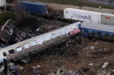 Продолжува идентификацијата на загинатите во железничката несреќа во Грција, официјално потврдени 57 жртви
