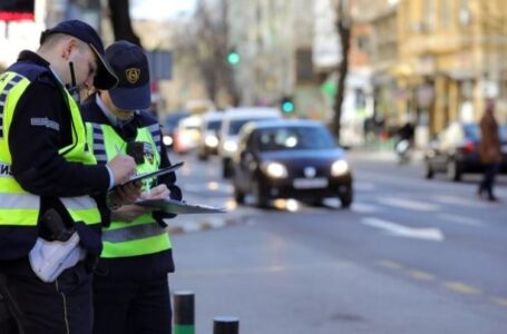 Во Скопје 151 сообраќаен прекршок, 21 санкција за пешаци, се возело и под дејство на алкохол