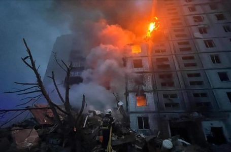 Најмалку 10 загинати во руските ракетни напади врз украинските градови во текот на ноќта