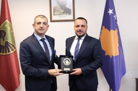 Медал за честа служба на генералниот директор на Бајкар “Халук Бајрактар” ​​во Косово