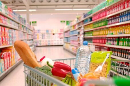 Цените на основните прехранбени производи остануваат замрзнати до 31 јануари