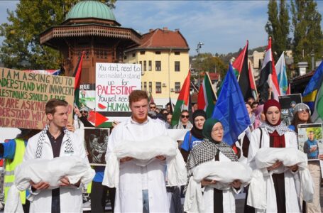 БиХ: Повеќе стотици граѓани вчера на протестен марш за Палестина