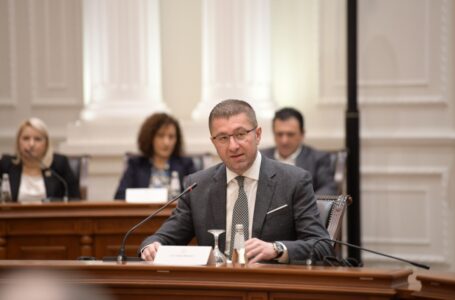 Мицкоски по состанокот со ССИ: За помалку од 6 месеци 720 милиони евра странски инвестиции