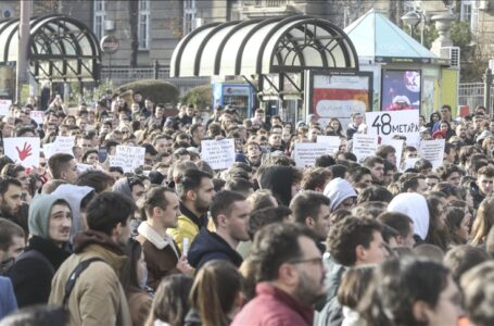 Во Белград и други градови низ Србија одржан протестот „Застани, Србијо“