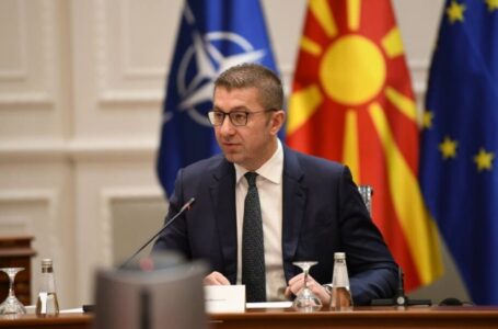 Мицкоски најави средба со семејствата на настраданите во пожарот во Кочани