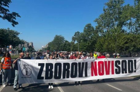 Синдикатите во Србија го одбележуваат Први мај во Белград, со студентите на протест и пред Владата