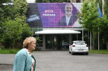 Повеќе од 3,5 милиони утре ќе излезат да гласаат на општите избори во Албанија