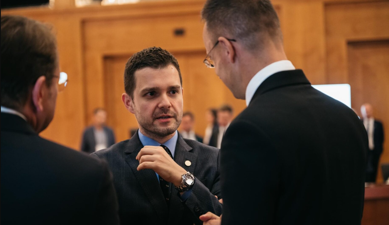 Муцунски во работна посета на Франција