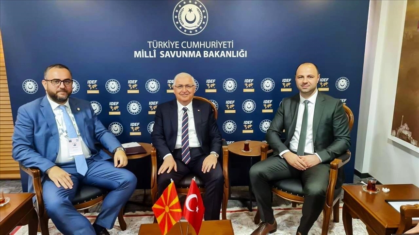 Средба Мисајловски-Ѓулер во Истанбул: Продолжуваме да го јакнеме партнерството за развој на двете земји