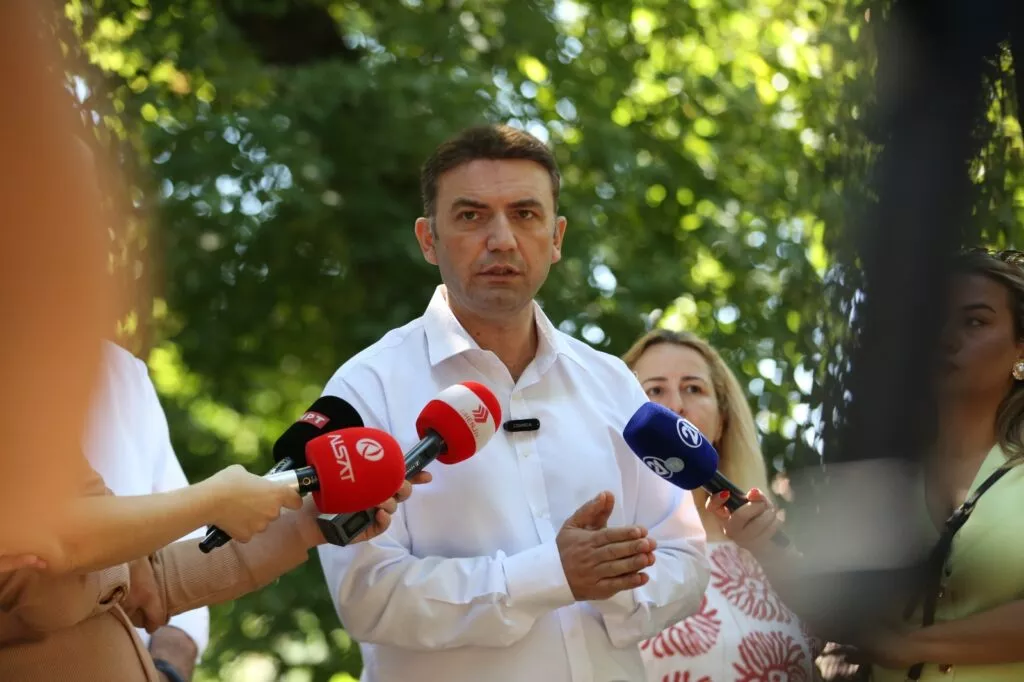 Османи: Албанците никогаш нема да прифатат некој друг да одлучува во нивно име