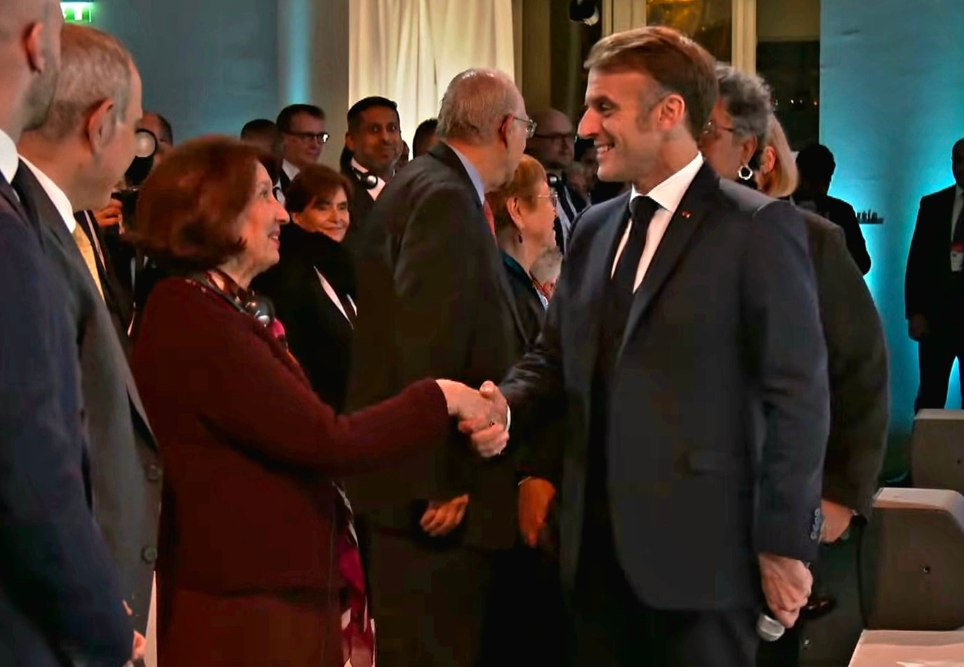 Сиљановска се согласувала со престедателот Макрон