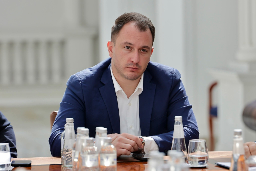 Андоновски: Околу 40.000 студенти го добија својот ваучер од 15.300 денари уште во првата недела од повикот