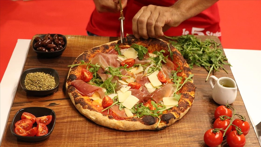 Бугарија: Пица мајстори се натпреваруваа на 8-то Меѓународно првенство во пица