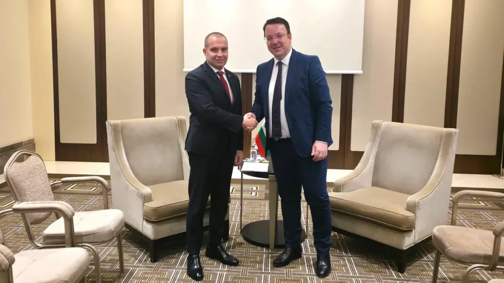 Бугарија и Северна Македонија ќе потпишат договор за прекуграничниот железнички тунел на Коридор 8