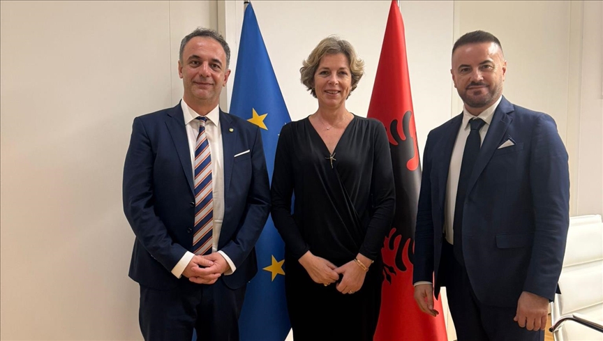 Алиу – Сала: Постојат можности за продлабочување на соработката меѓу Северна Македонија и Албанија во здравството