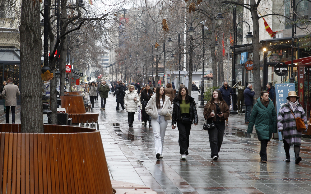 УНИЦЕФ ги објави 20-те најдобри земји за одгледување деца