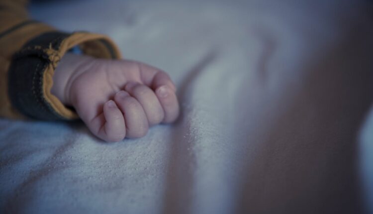 24-годишна жена од Велес се породила во болница, па си заминала и го оставила бебето