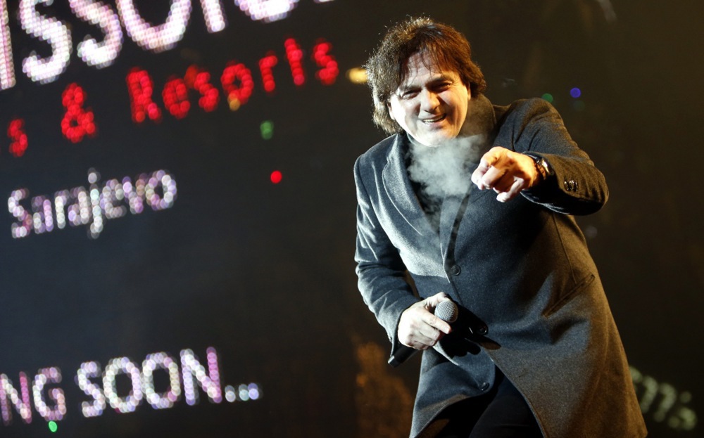 Уапсено едно лице осомничено за фрлање бомба во куќата на Здравко Чолиќ