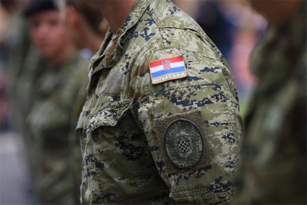 Хрватска ги врати касарните по речиси 20 години