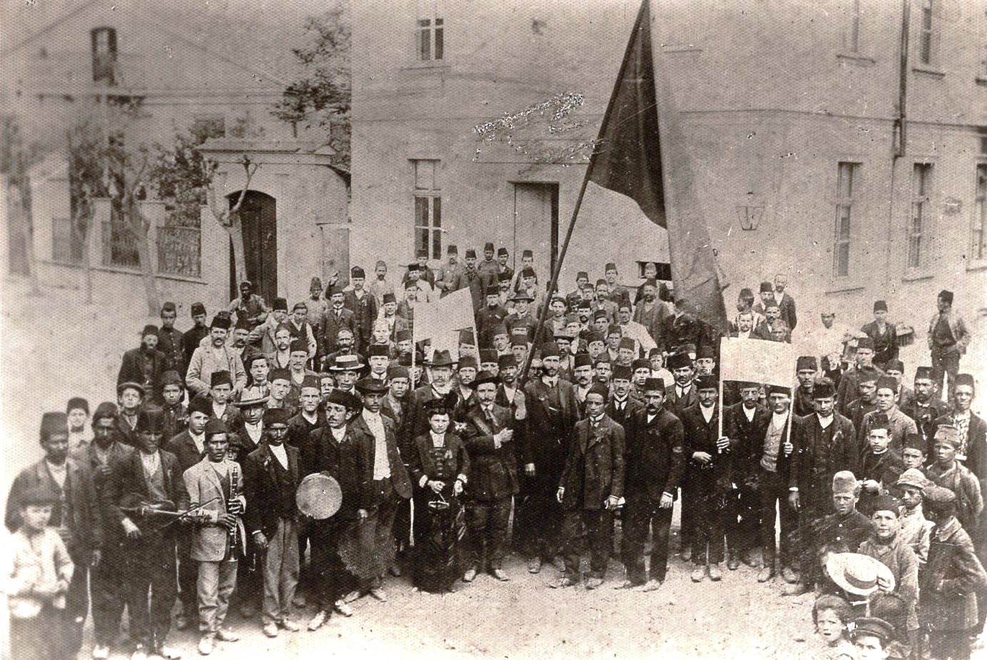 Денес е 1 Мај – Меѓународен ден на трудот